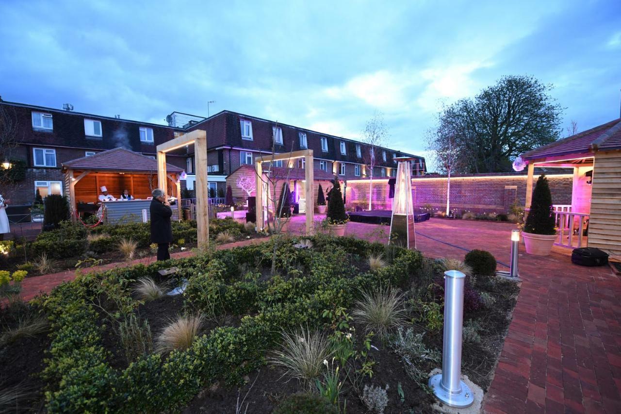 The Old Palace Lodge Dunstable Exterior photo